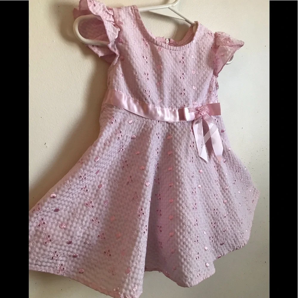 Rare Vintage 1980’s Pink Eyelet Bow Ruffle Dress